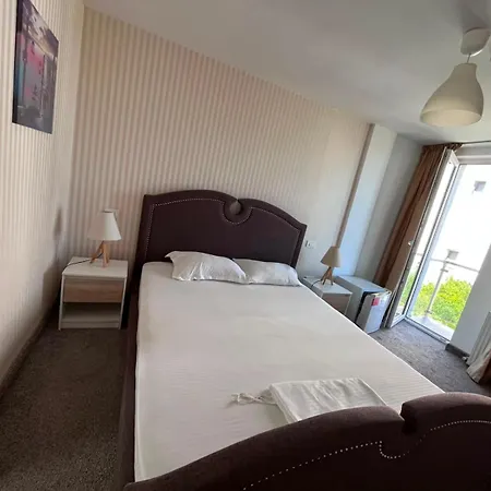Hotel apartamentowy Hypnosis *