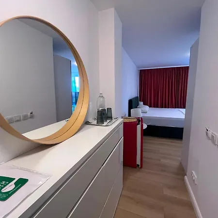 Hotel apartamentowy Hypnosis *